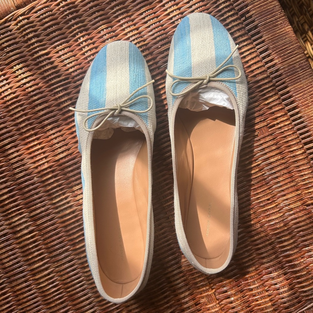 NWT Mansur Gavriel Striped light Blue and Beige Women's Flats size 38.5